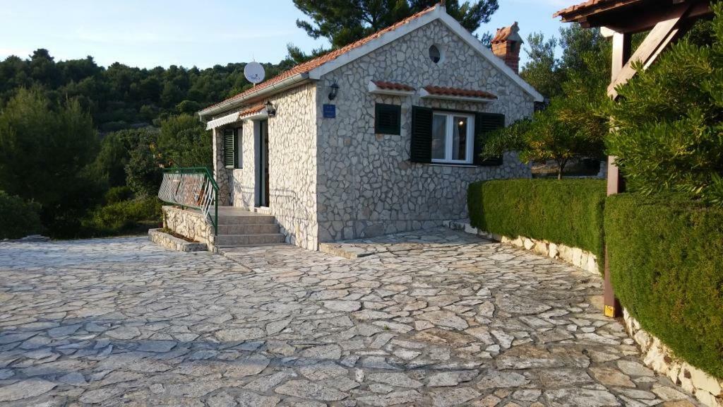 Ferienwohnung Stone House Stella Maris Jezera Exterior foto